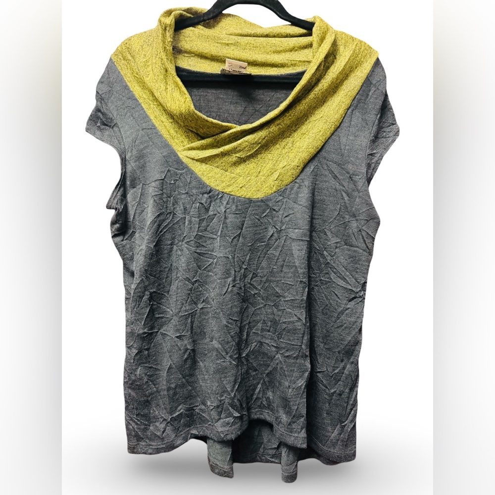 Studio Fresh Charcoal & Olive Crinkle Cowl Top - XLG